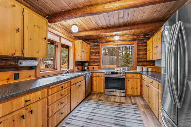13579 Sundew SM 34, Black Butte Ranch, OR 97759