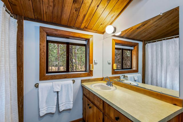 13579 Sundew SM 34, Black Butte Ranch, OR 97759