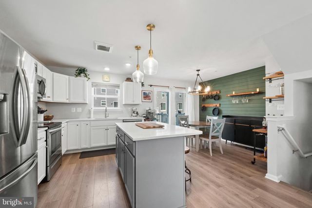 61 GRANT ST, Taneytown, MD 21787