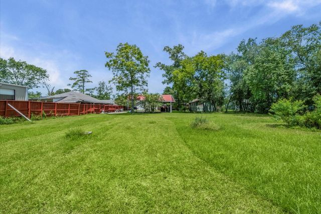 16032 1/2 Ridlon Street, Channelview, TX 77530