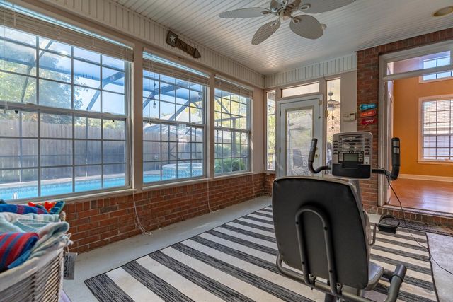 256 NW Ventura Circle, Fort Walton Beach, FL 32548