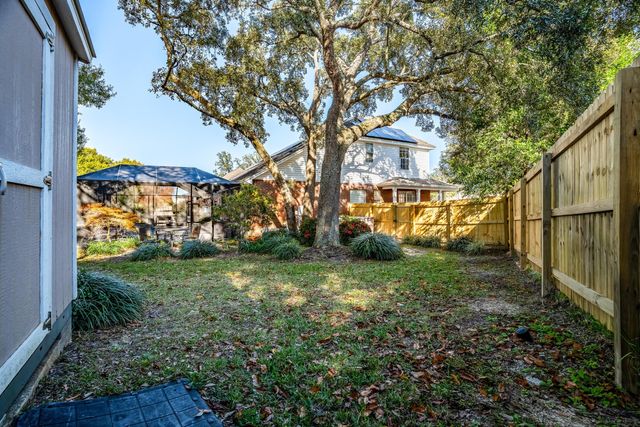 256 NW Ventura Circle, Fort Walton Beach, FL 32548