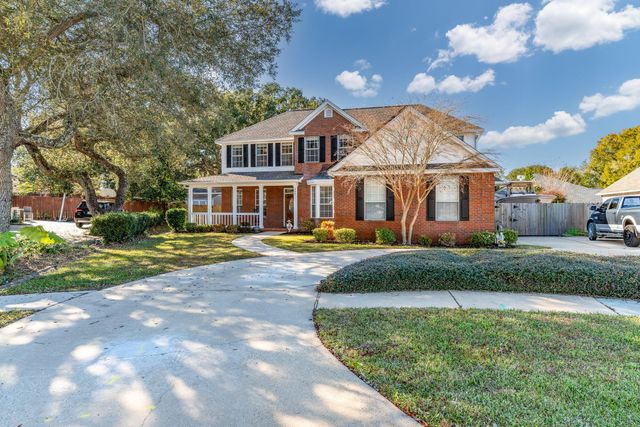 256 NW Ventura Circle, Fort Walton Beach, FL 32548