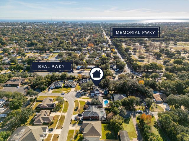 256 NW Ventura Circle, Fort Walton Beach, FL 32548
