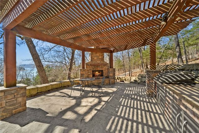 22712 Dam Site Loop, Garfield, AR 72732