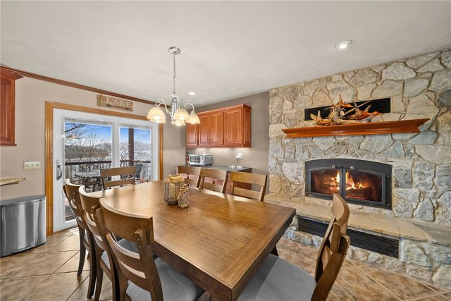 22712 Dam Site Loop, Garfield, AR 72732