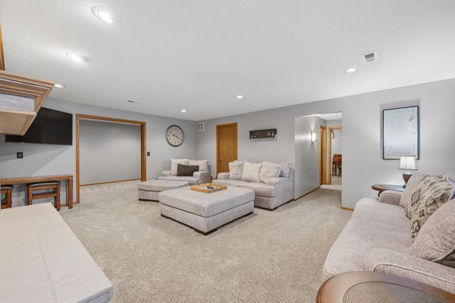 2411 N High Point Cir, Wichita, KS 67205