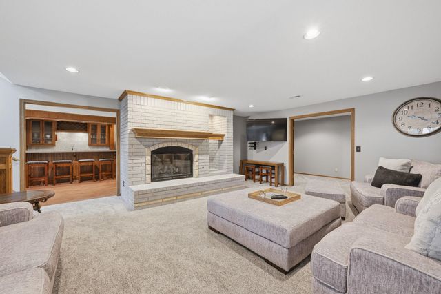 2411 N High Point Cir, Wichita, KS 67205