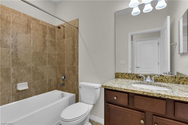 9204 Woodhurst DR, Naples, FL 34120