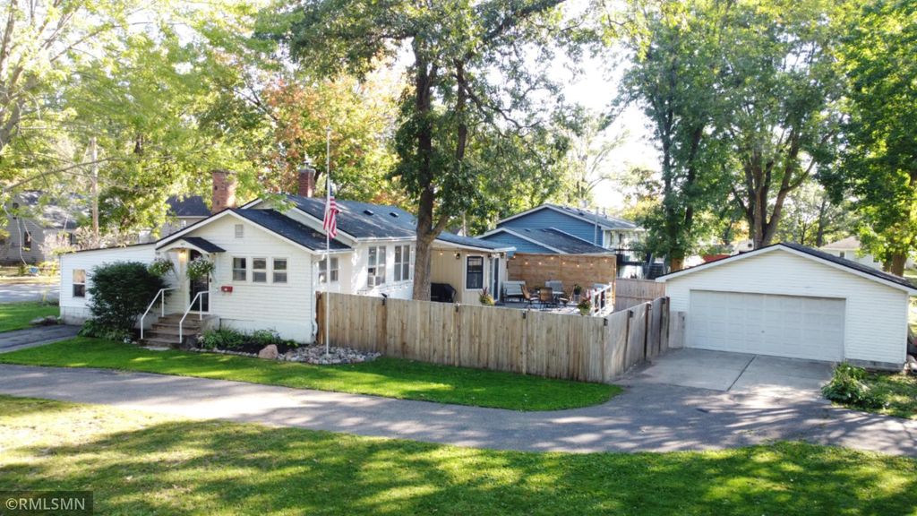 655 2nd Avenue NW, Milaca, MN 56353