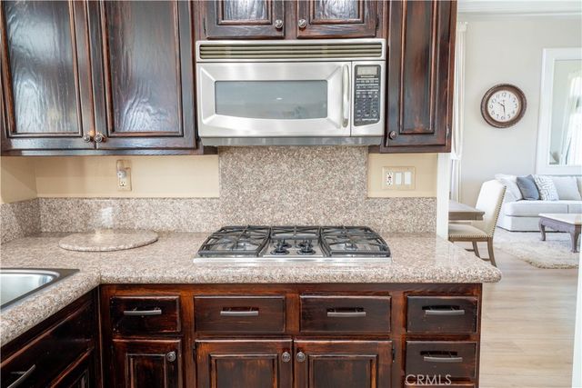 39560 Tinderbox, Murrieta, CA 92562