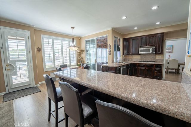 39560 Tinderbox, Murrieta, CA 92562