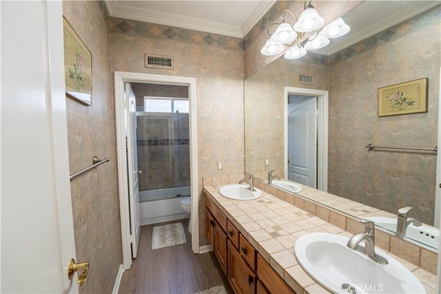 39560 Tinderbox, Murrieta, CA 92562