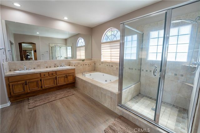 39560 Tinderbox, Murrieta, CA 92562