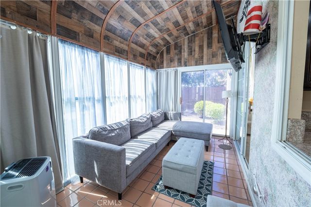 39560 Tinderbox, Murrieta, CA 92562