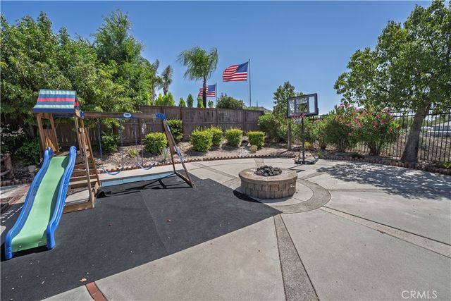 39560 Tinderbox, Murrieta, CA 92562