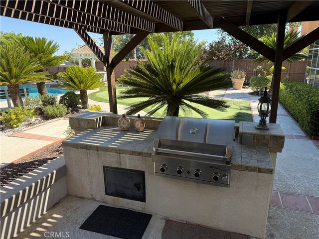 39560 Tinderbox, Murrieta, CA 92562