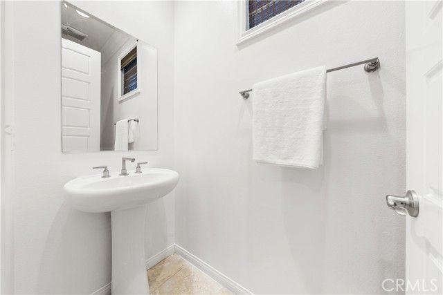 13078 Irisbend, Eastvale, CA 92880