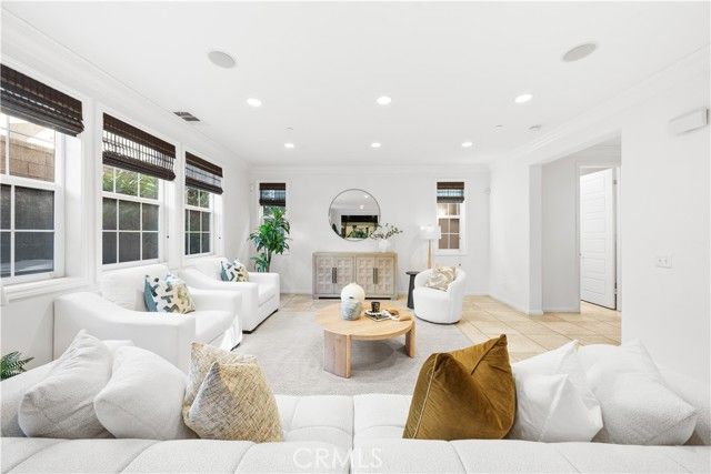 13078 Irisbend, Eastvale, CA 92880