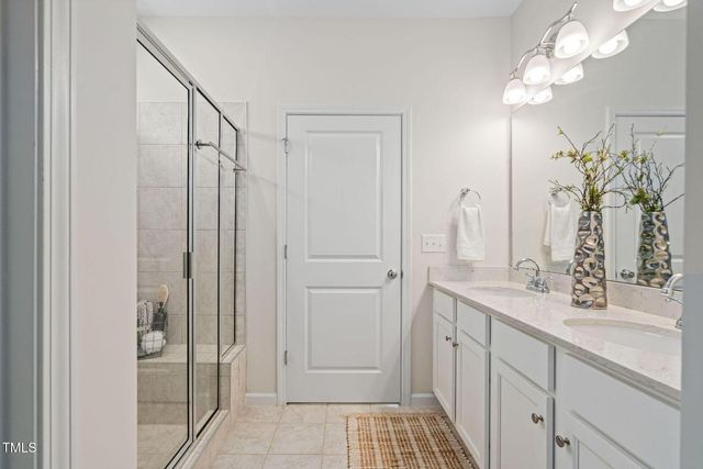428 Beaverdam Lake Drive, Fuquay Varina, NC 27526