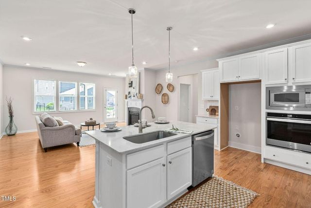 428 Beaverdam Lake Drive, Fuquay Varina, NC 27526