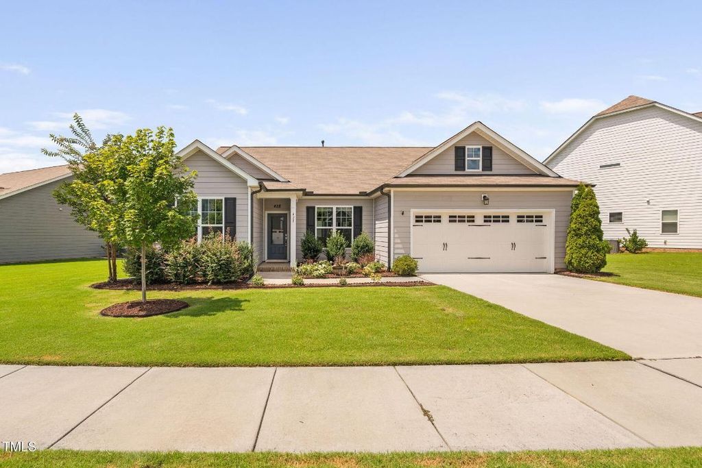 428 Beaverdam Lake Drive, Fuquay Varina, NC 27526