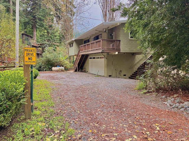 16868 Center Way, Guerneville, CA 95446