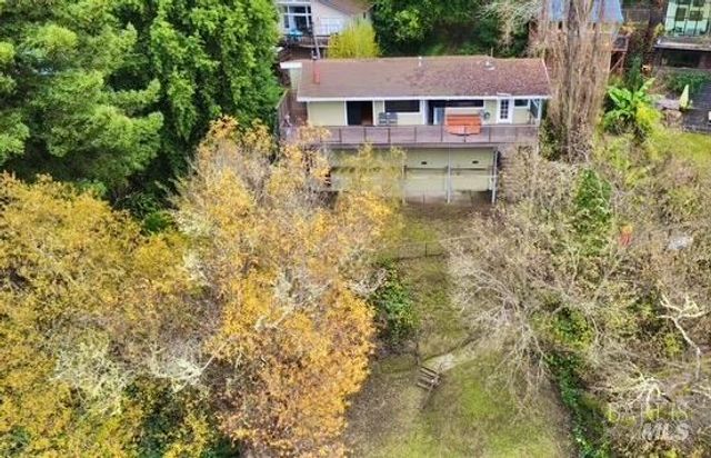 16868 Center Way, Guerneville, CA 95446