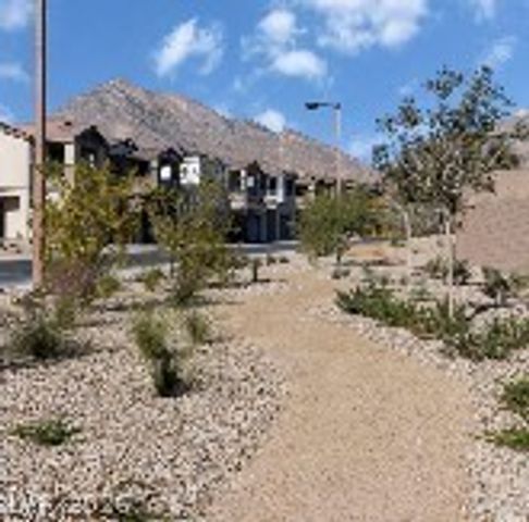 96 Cinder Cone Lane, Las Vegas, NV 89138