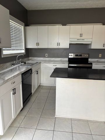 3710 Promenade Way, Fort Pierce, FL 34982