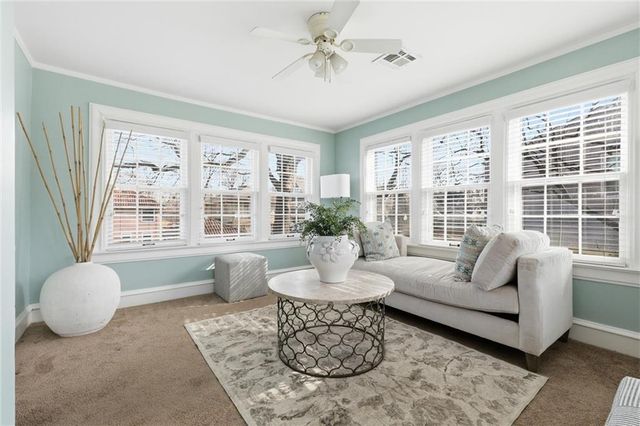 5701 Central Street, Kansas City, MO 64113