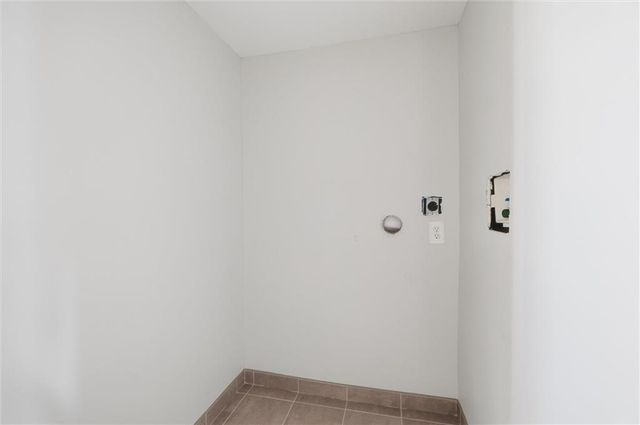 5701 Central Street, Kansas City, MO 64113