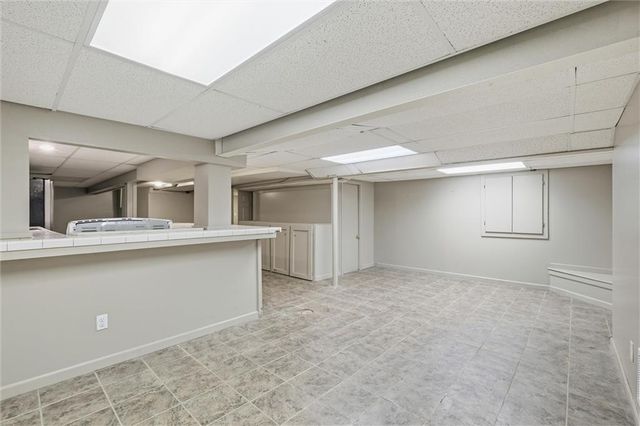 5701 Central Street, Kansas City, MO 64113