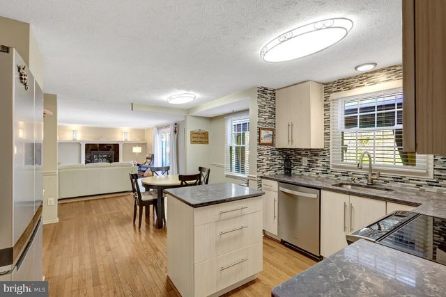 2212 STIRRUP IRON LN, Reston, VA 20191
