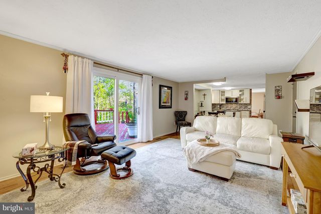 2212 STIRRUP IRON LN, Reston, VA 20191