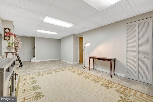 2212 STIRRUP IRON LN, Reston, VA 20191