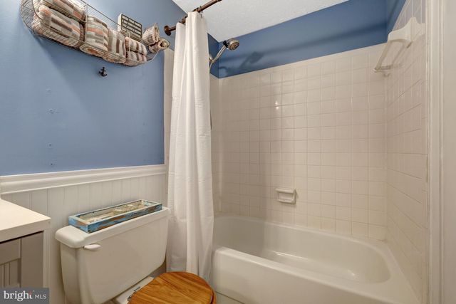 2212 STIRRUP IRON LN, Reston, VA 20191