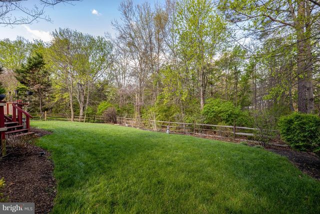 2212 STIRRUP IRON LN, Reston, VA 20191