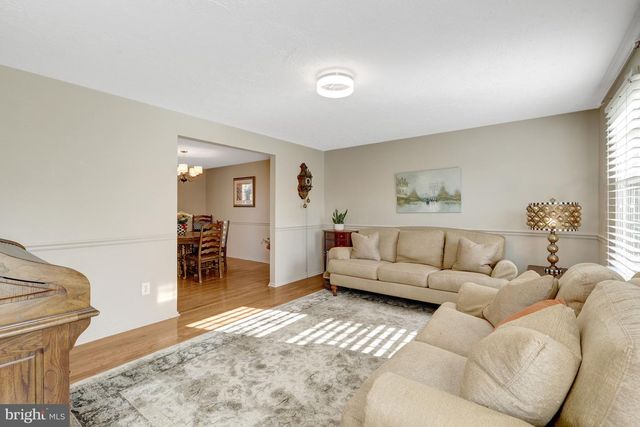 2212 STIRRUP IRON LN, Reston, VA 20191
