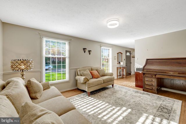 2212 STIRRUP IRON LN, Reston, VA 20191