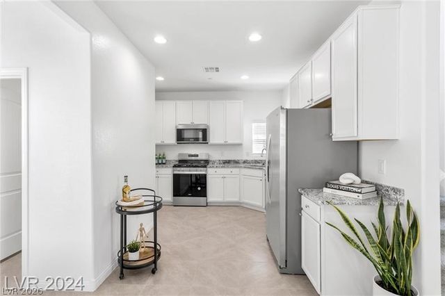 96 Mosso Niente Place, Henderson, NV 89011