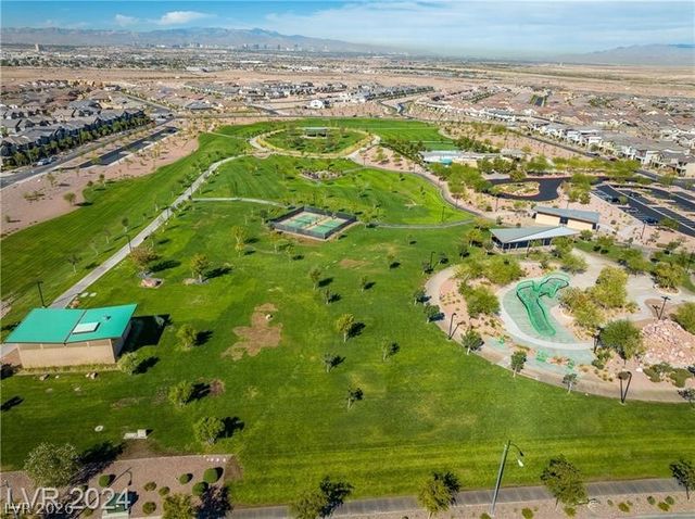 96 Mosso Niente Place, Henderson, NV 89011