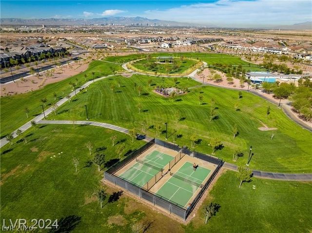 96 Mosso Niente Place, Henderson, NV 89011