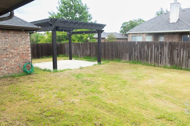 103 Palomino Drive, Palmer, TX 75152