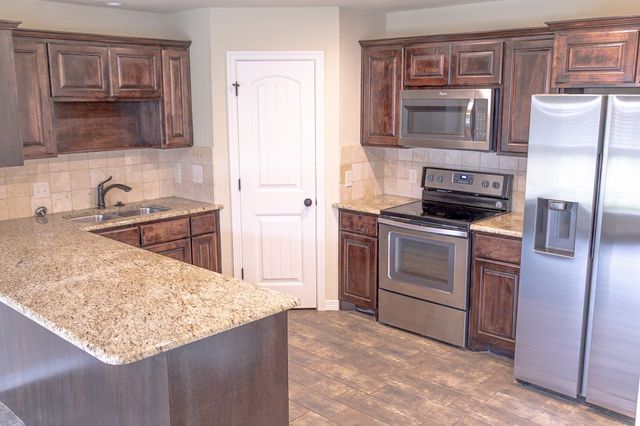 103 Palomino Drive, Palmer, TX 75152