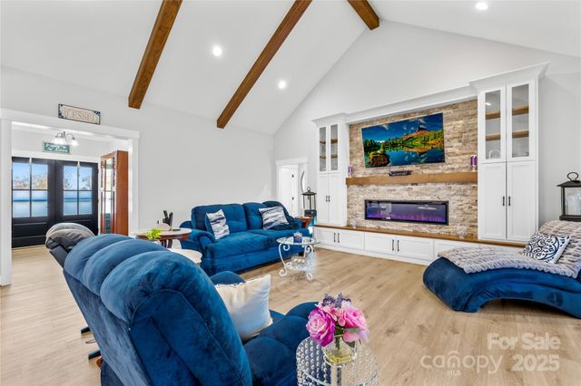 2983 Tavistock Lane, Lincolnton, NC 28092