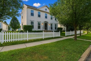 1304 Weathervane Way, Lebanon, OH 45036