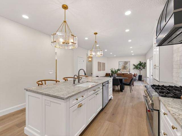 4282 N MILE HIGH DR, Provo, UT 84604