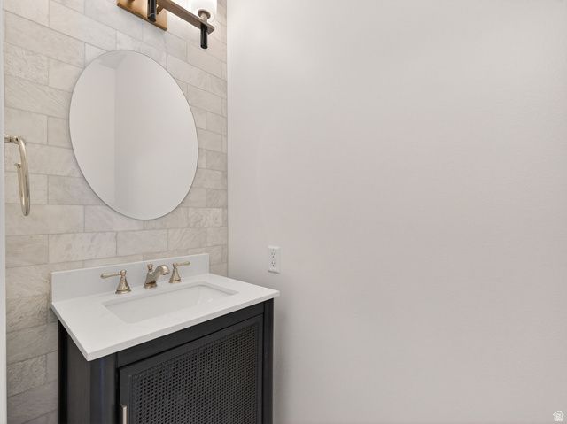 4282 N MILE HIGH DR, Provo, UT 84604