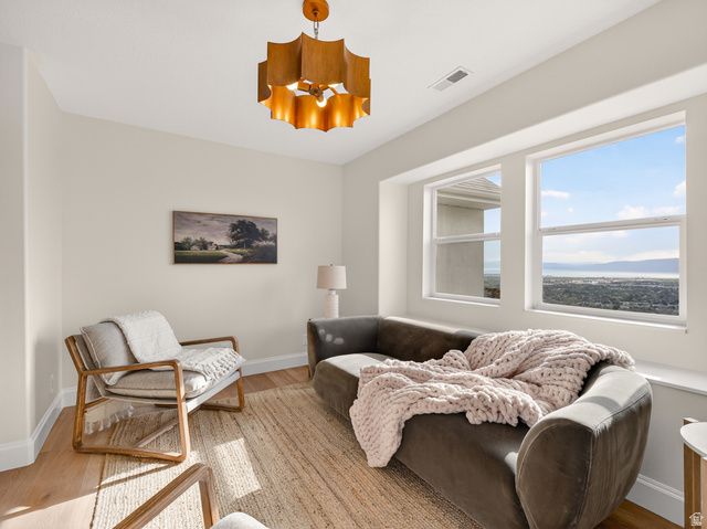 4282 N MILE HIGH DR, Provo, UT 84604